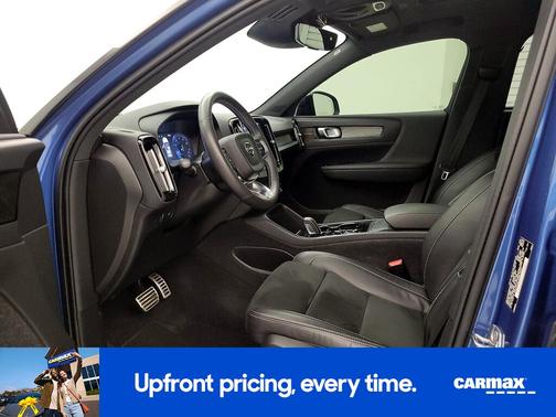 Blue 2021 Volvo XC40 T5 R-Design