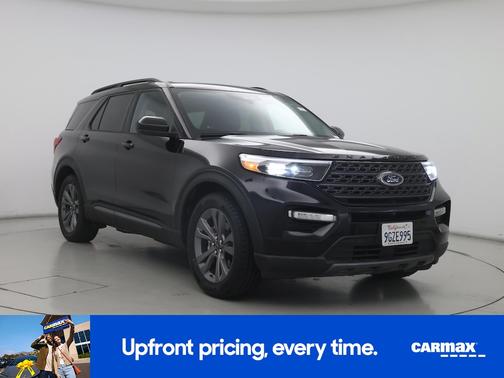 Black 2023 Ford Explorer XLT