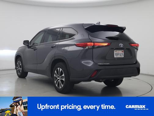 2022 Toyota Highlander Hybrid XLE