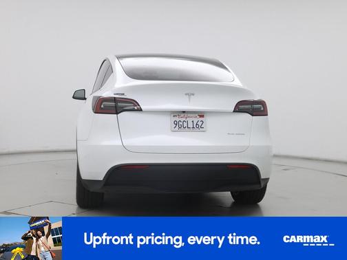 White 2023 Tesla Model Y