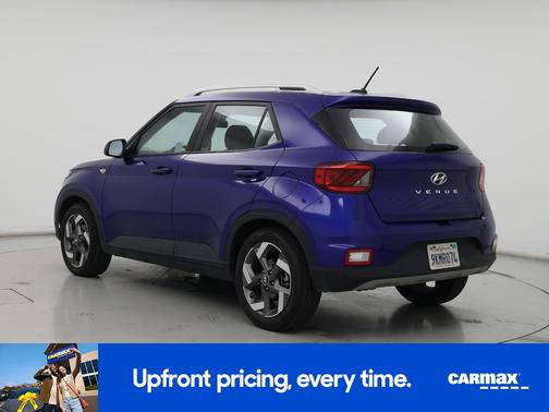 2024 Hyundai VENUE SEL