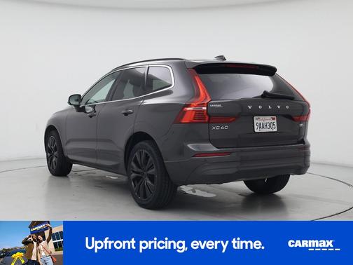 2022 Volvo XC60 B5 Momentum