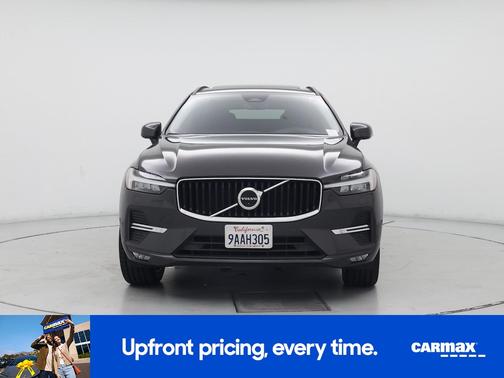 2022 Volvo XC60 B5 Momentum