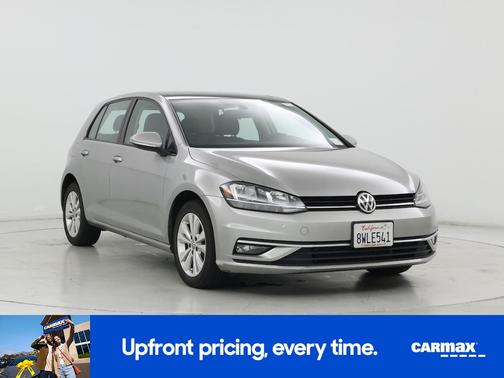Gray 2018 Volkswagen Golf SE