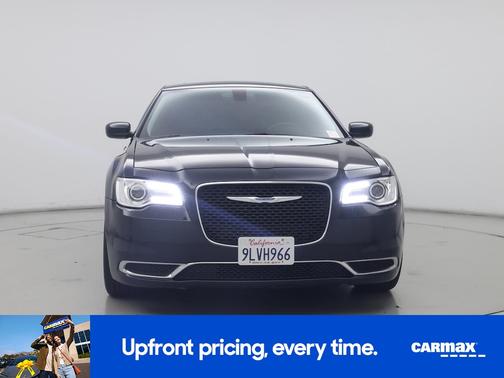 2016 Chrysler 300 Limited