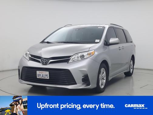2019 Toyota Sienna LE