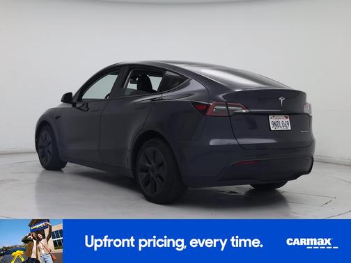 Gray 2024 Tesla Model Y Long Range