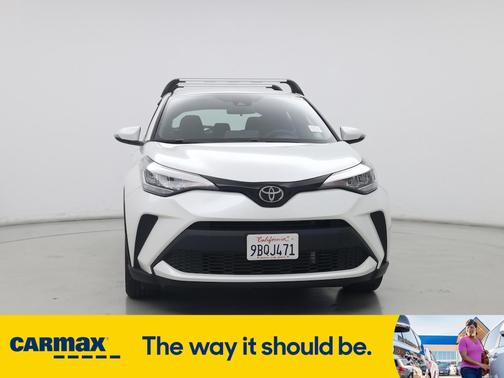 2022 Toyota C-HR XLE