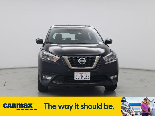 2019 Nissan Kicks SR