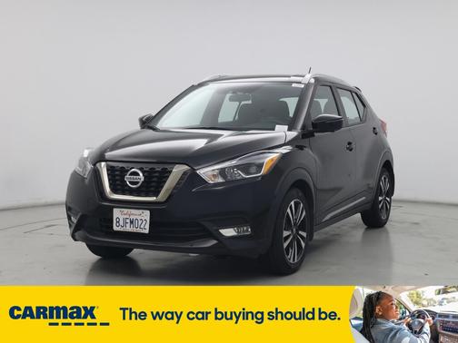 2019 Nissan Kicks SR