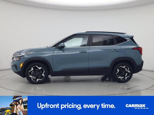 Green 2024 Kia Seltos EX