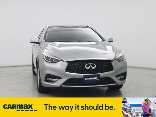 2018 INFINITI QX30 Premium
