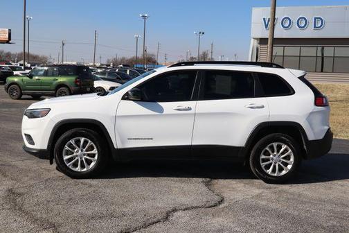 2022 Jeep Cherokee Latitude Lux