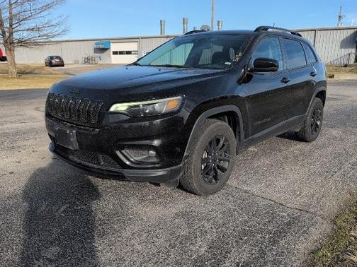 2023 Jeep Cherokee Altitude Lux
