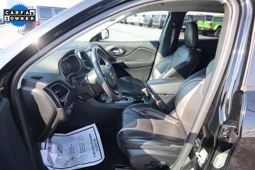 2023 Jeep Cherokee Altitude Lux