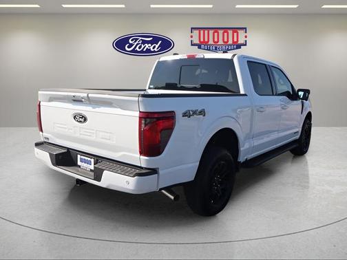 Oxford White 2025 Ford F-150 XLT