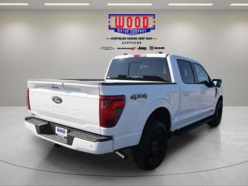 Oxford White 2025 Ford F-150 XLT