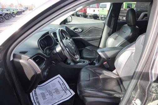 2021 Jeep Cherokee Latitude Lux