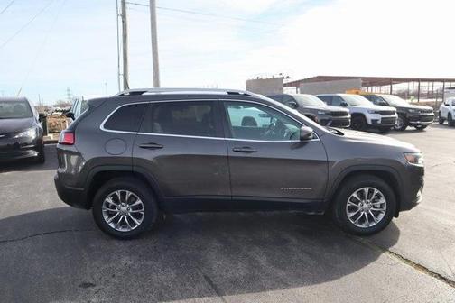 2021 Jeep Cherokee Latitude Lux