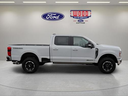 Avalanche 2026 Ford F-350 Lariat Super Duty