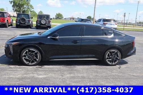 2025 Kia K4 GT-Line