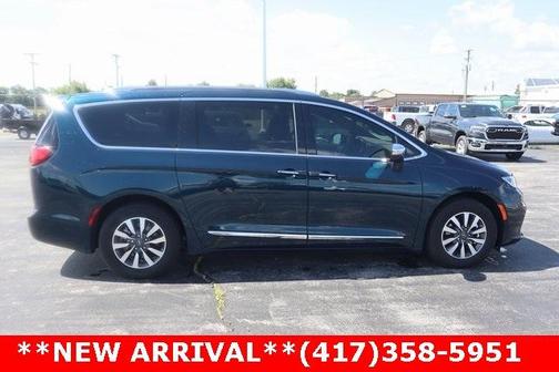 2021 Chrysler Pacifica Hybrid Limited
