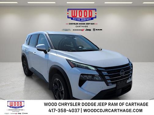 Everest White P 2024 Nissan Rogue SV