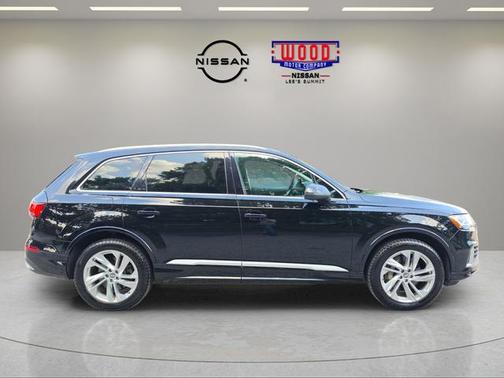 Night Black 2020 Audi Q7 55 Premium Plus