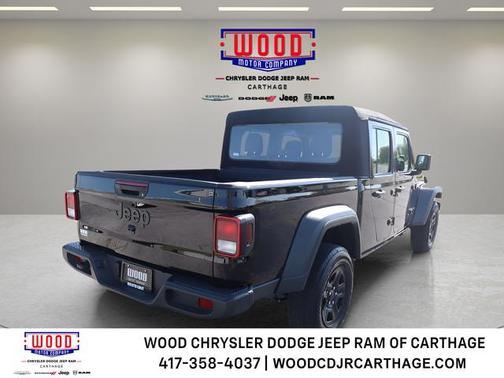 Black Clearcoat 2024 Jeep Gladiator Sport