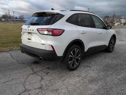 2021 Ford Escape SEL