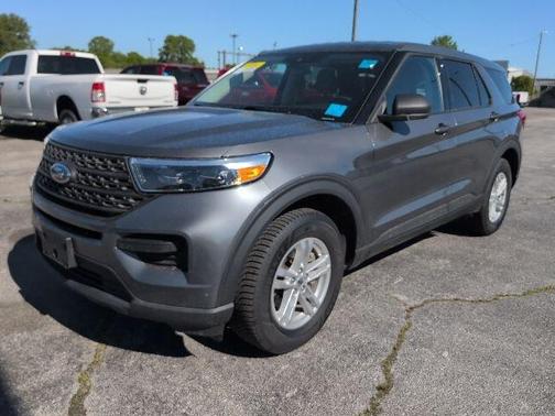 Gray Metallic 2023 Ford Explorer Base