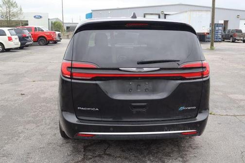 2023 Chrysler Pacifica Hybrid Limited