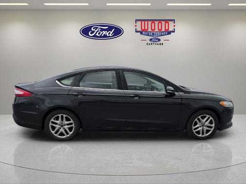 Tuxedo Black Metallic 2013 Ford Fusion SE