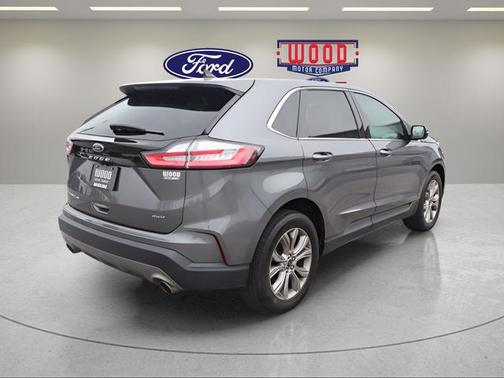 Gray Metallic 2024 Ford Edge Titanium