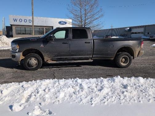 2024 RAM 3500 Tradesman