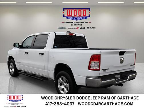 Bright White Clearcoat 2024 RAM 1500 Big Horn/Lone Star