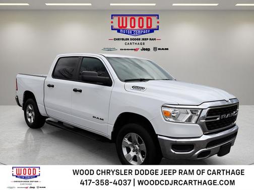Bright White Clearcoat 2024 RAM 1500 Big Horn/Lone Star