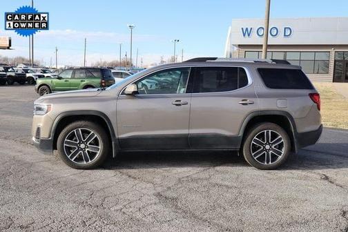 2022 GMC Acadia SLT