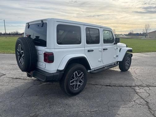 2025 Jeep Wrangler Sahara
