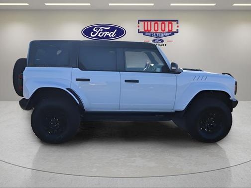 Oxford White 2025 Ford Bronco Raptor
