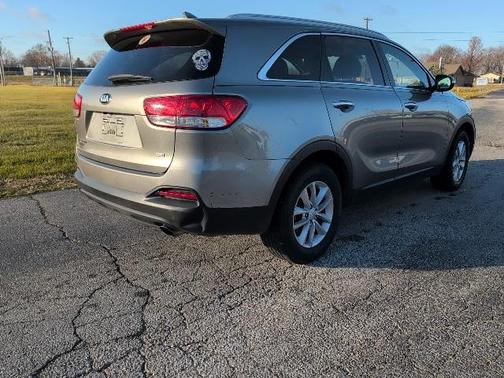 2018 Kia Sorento LX