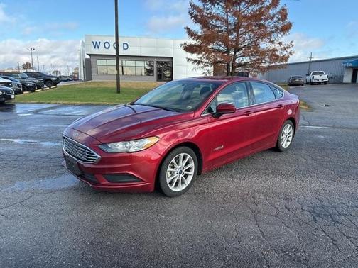 2017 Ford Fusion Hybrid SE