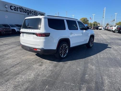 2022 Jeep Wagoneer Series III