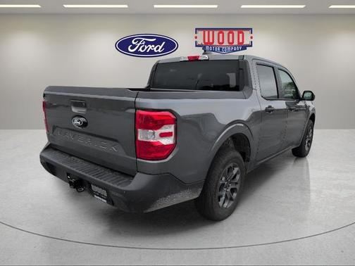 Gray Metallic 2025 Ford Maverick XLT