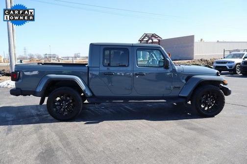 2024 Jeep Gladiator Nighthawk