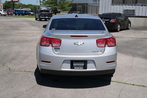 Silver Ice Metallic 2014 Chevrolet Malibu 1LS