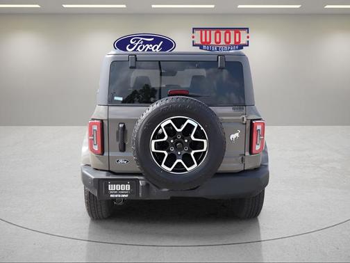 Gray 2026 Ford Bronco Outer Banks