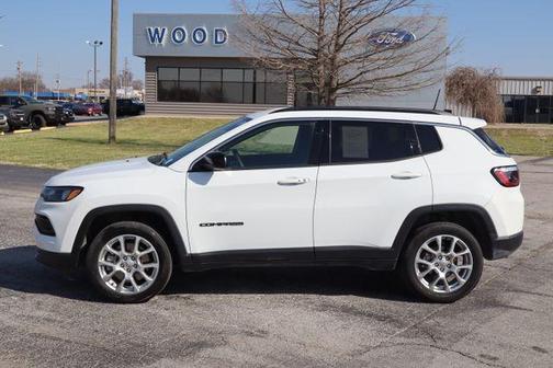 2023 Jeep Compass Latitude Lux