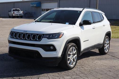 2023 Jeep Compass Latitude Lux