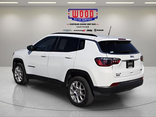 2023 Jeep Compass Latitude Lux